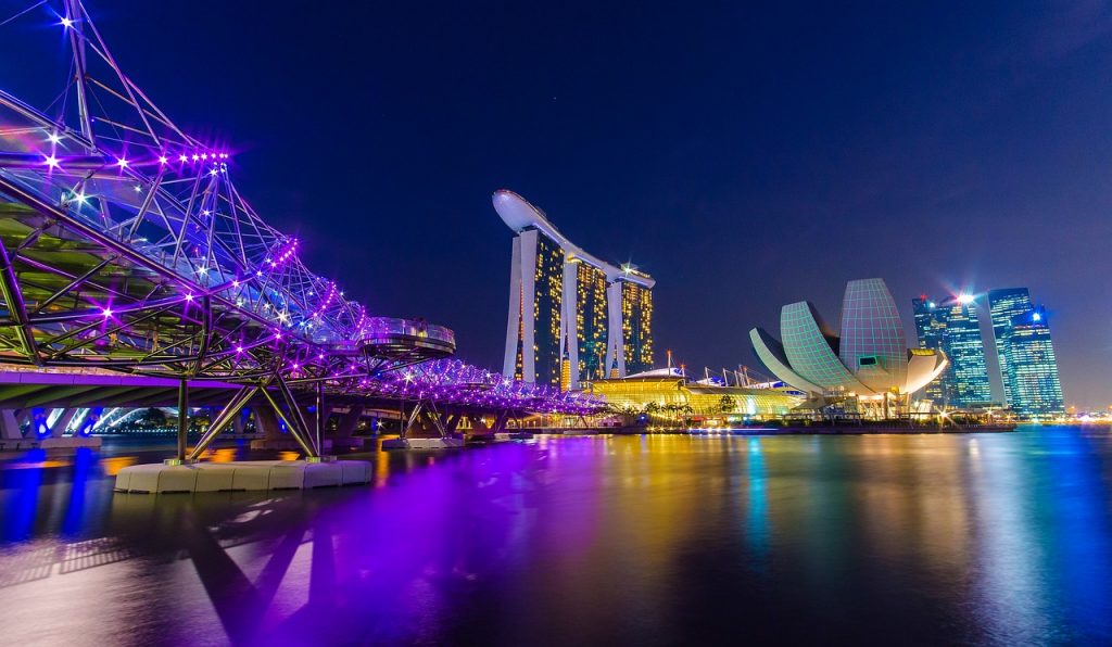 Las multas más insólitas de Singapur: Lo que todo turista debe saber antes de viajar